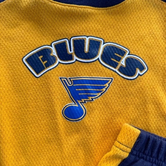 NHL Infant St Louie Blues Onesie and Pants Set - Picture 2 of 6